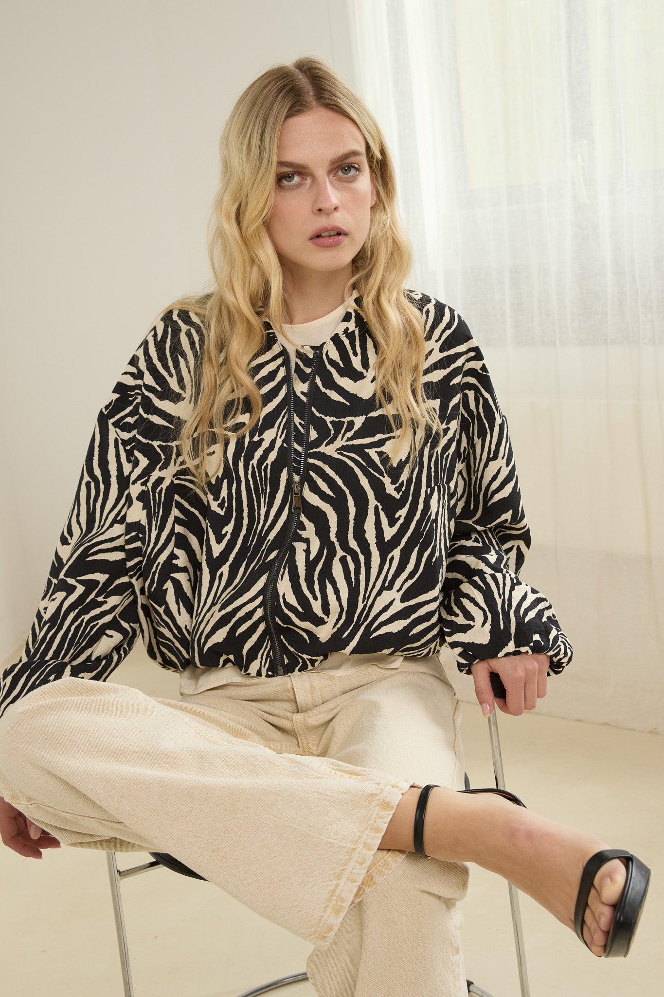 Bomber Massie Zebra | Black / Ecru