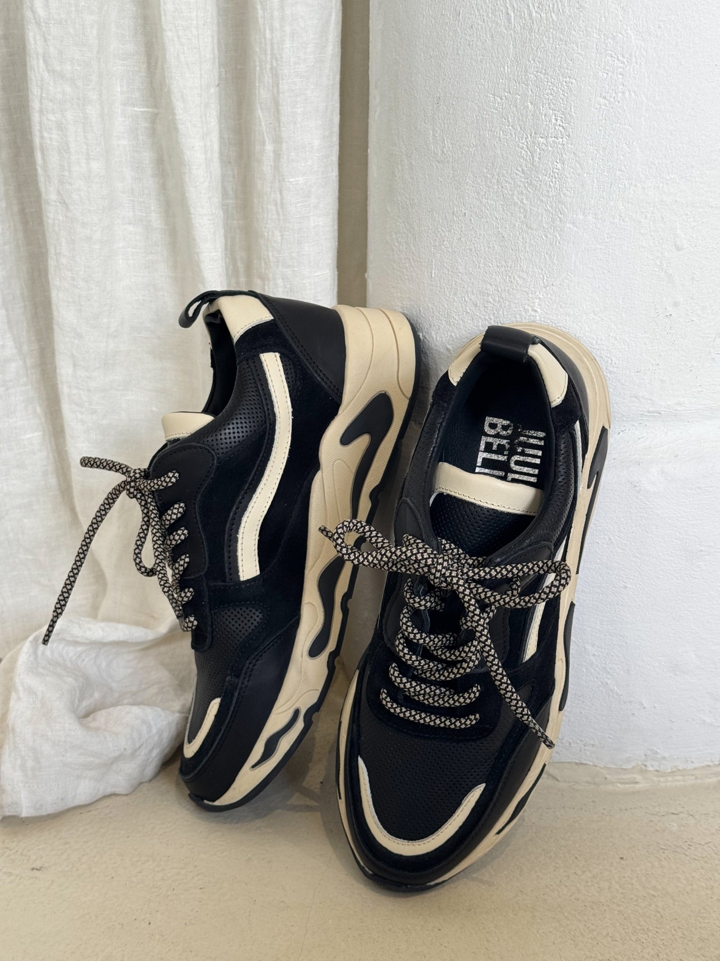 Sneaker Oslo II | Black / Creme