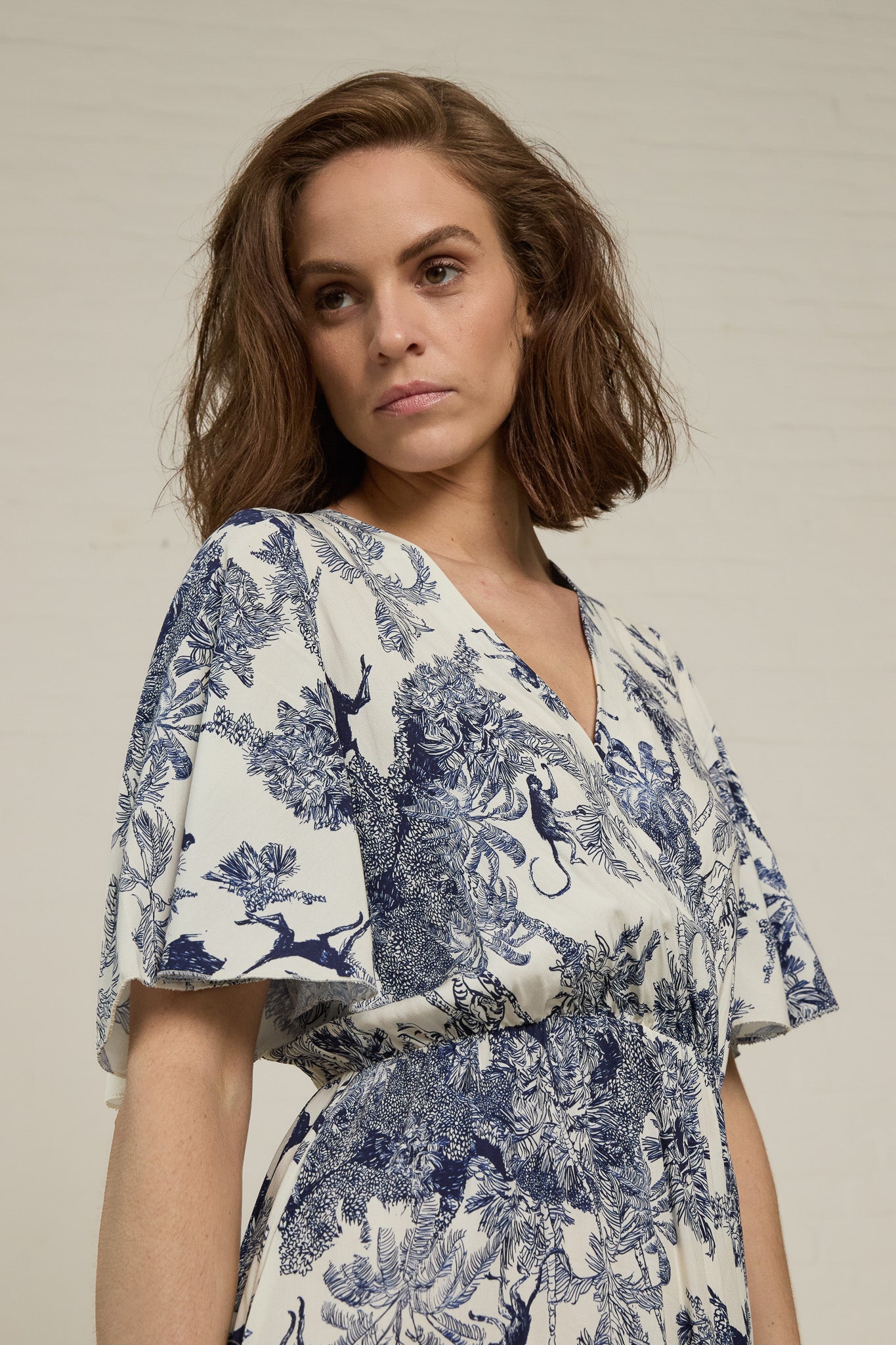 Dress Hailey Jungle print | Off White / Navy