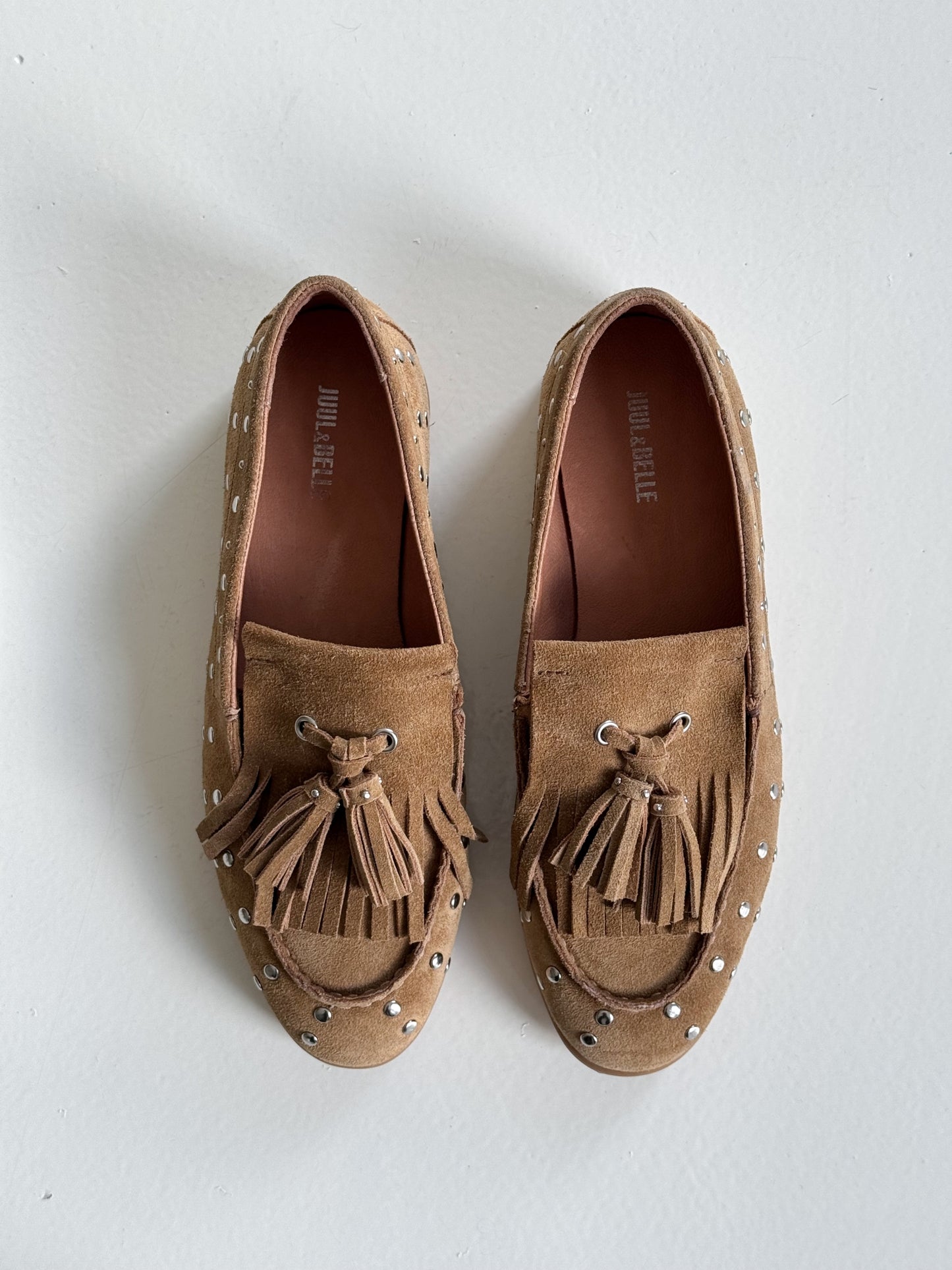 Mocassin  studs | Beige