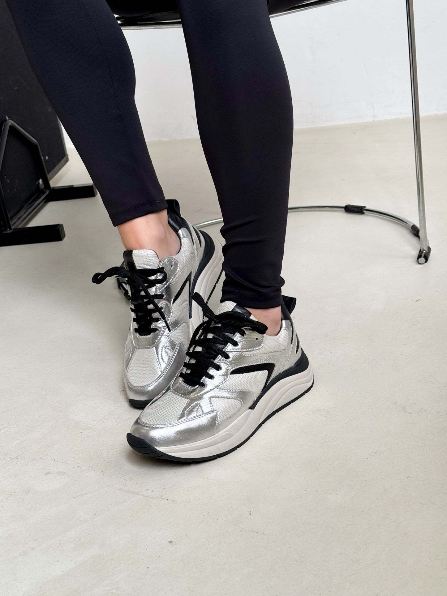 Sneaker Diane | Silber/Schwarz