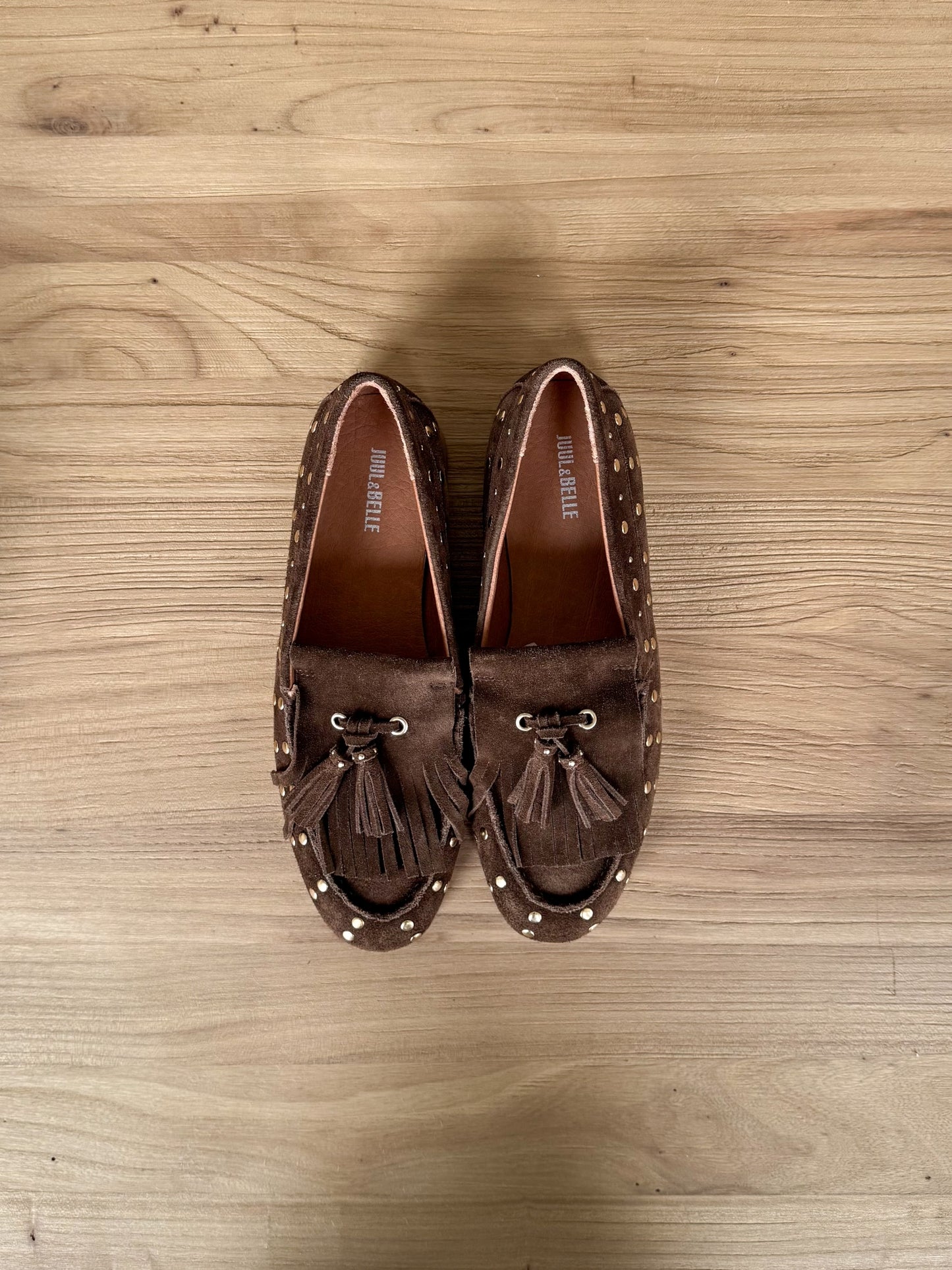 Mocassin  studs | Soft Brown