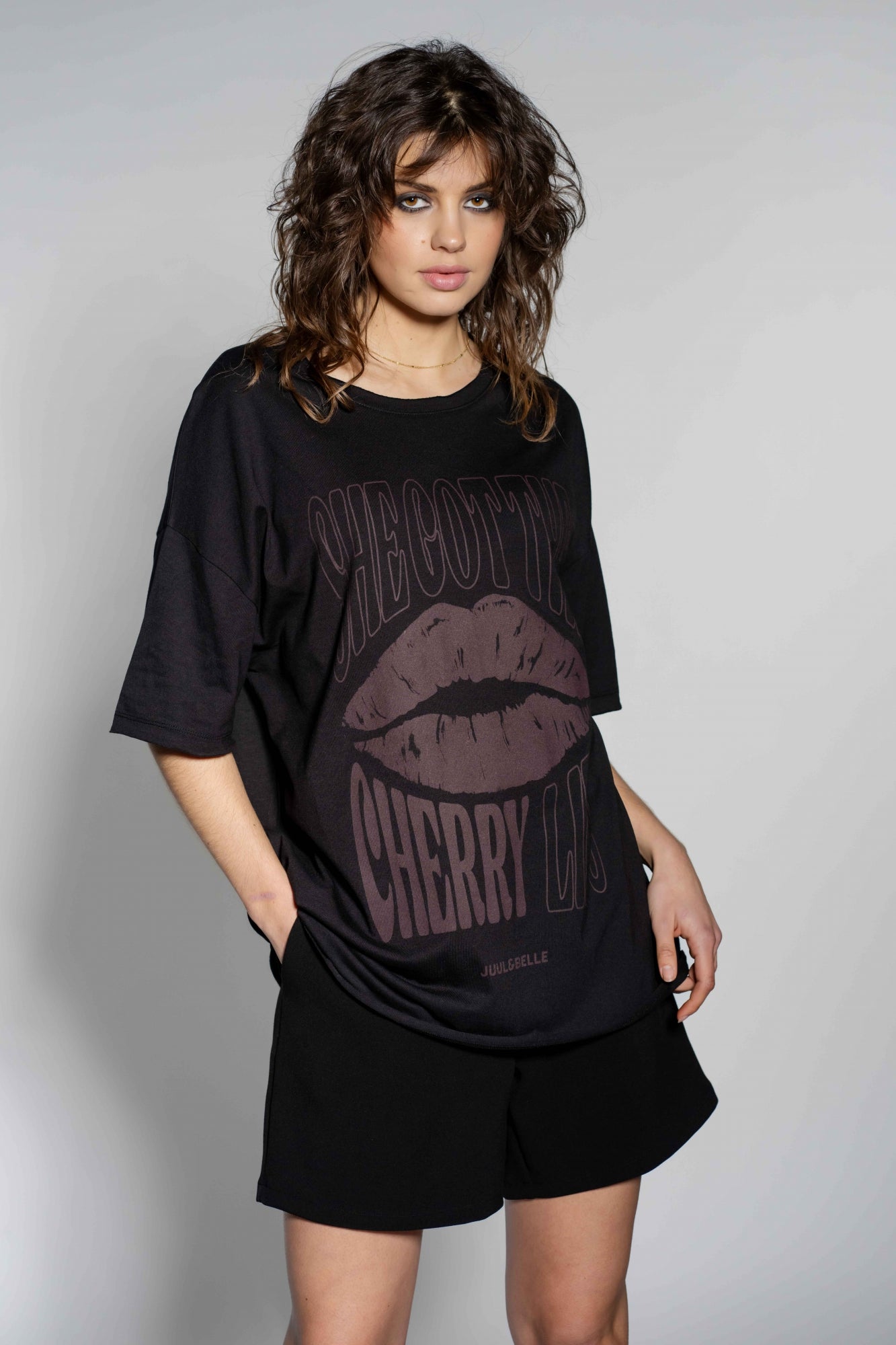 Tee Cherry lips | Black