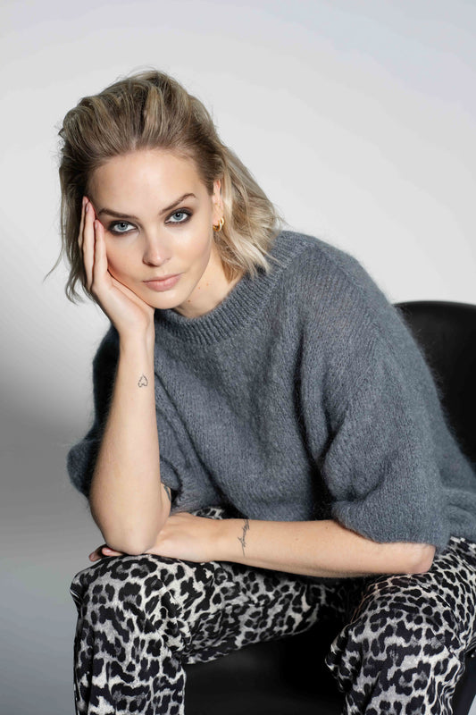 Pull Stacy | Grey