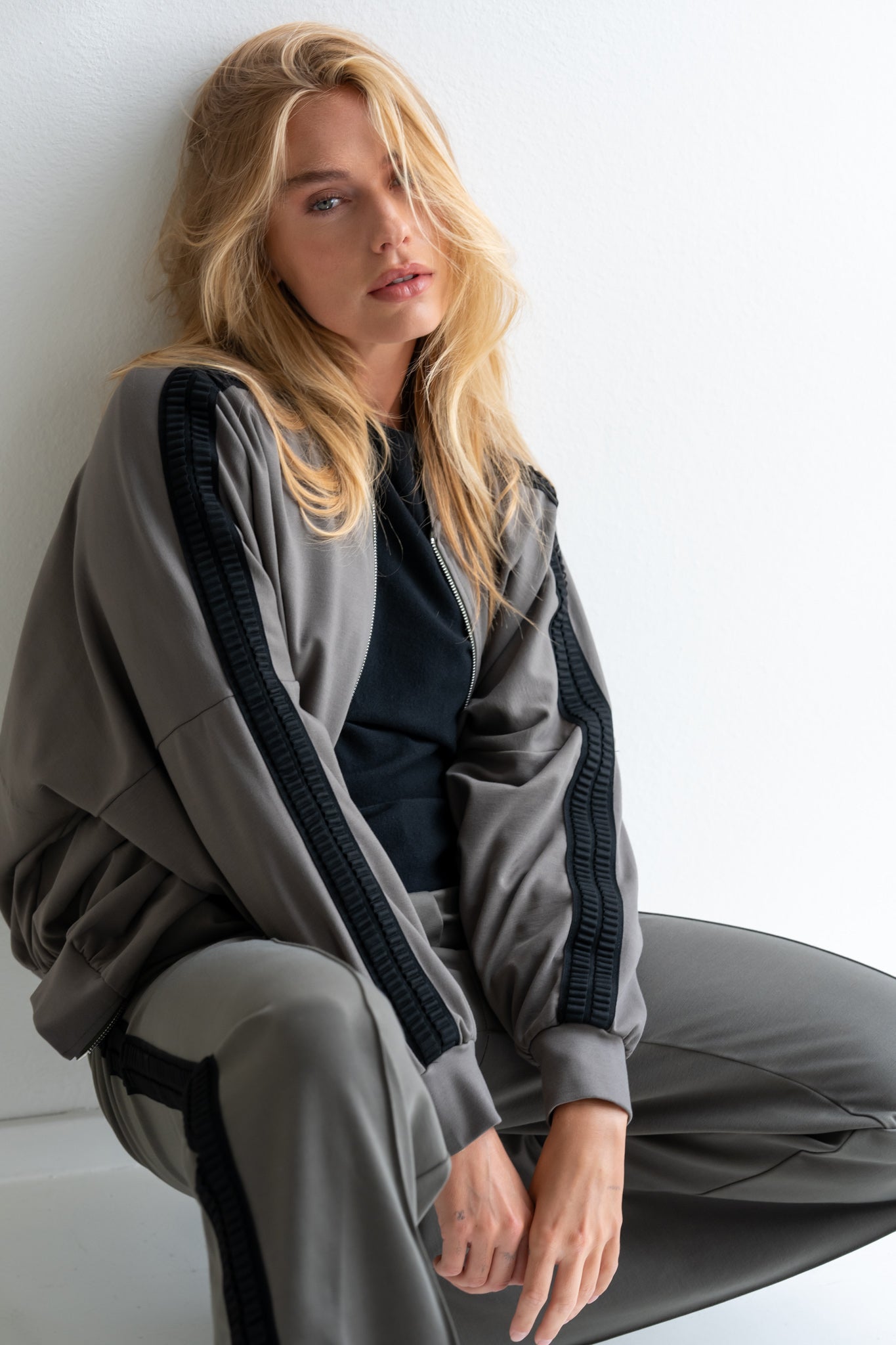 Pants Mare | Clay